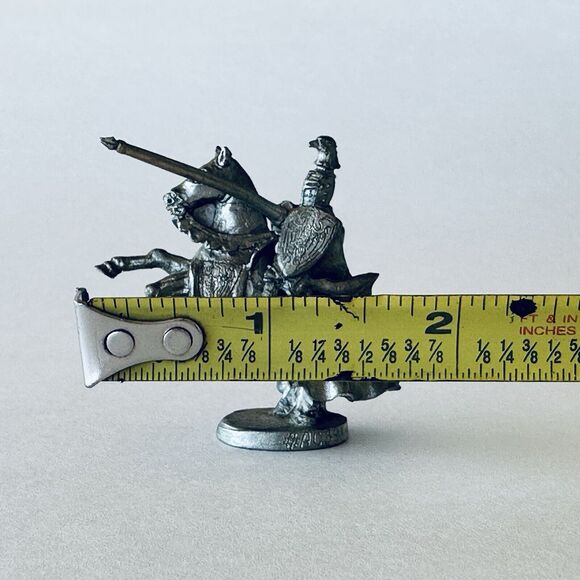 Perth Pewter Knight Mounted w/Lance, Sword #AC39 signed Ray Lamb 1985 Vintage - Picture 11 of 14